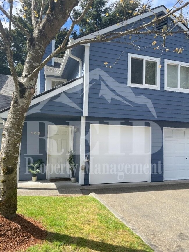 Building Photo - 3-Bedroom Silverdale Ridgetop near Island Lake.