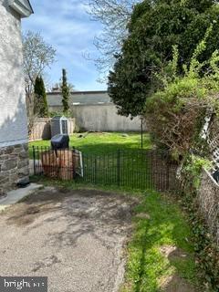 Photo - 2809 St Marys Rd