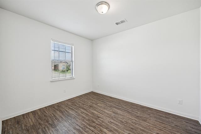 Photo - 3000 Parker Dr