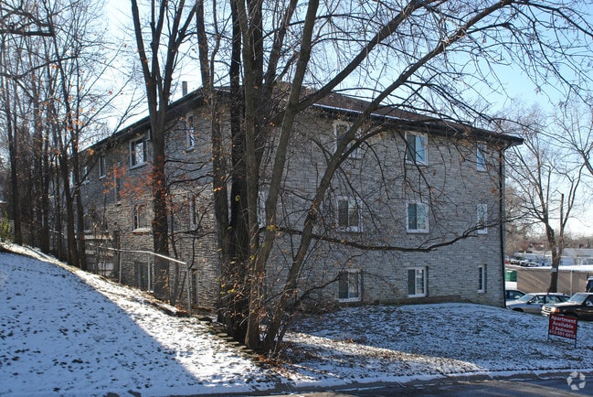 Photo - Peters Place Apartments