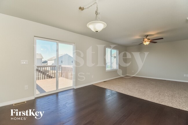 Photo - 10913 Nolin Dr