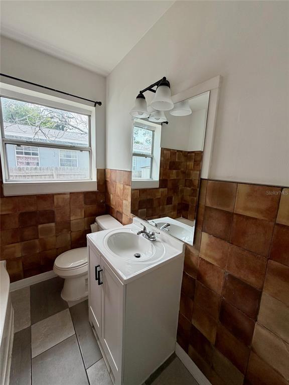 Photo - 2134 25th Ave N