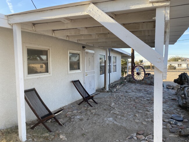 Porch - 25573 Jasper Rd Casa