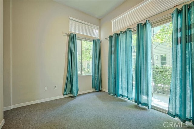 Photo - 661 Sawyer Pl