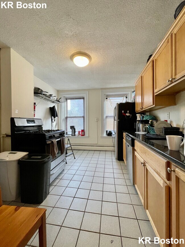 Photo - 604 Columbus Ave Unit 5