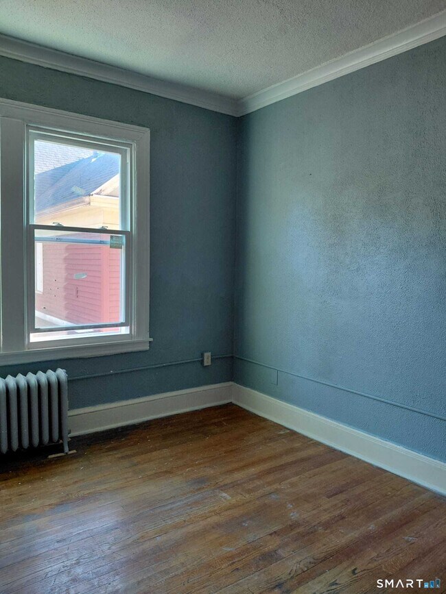 472 Prospect Ave Unit B3
