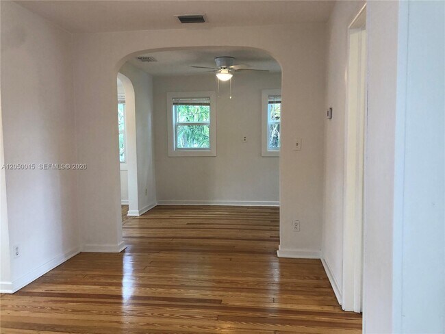 114 S M St Unit 5