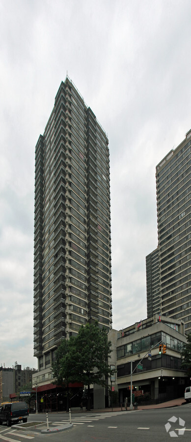 Taino Towers - Taino Towers Apartments