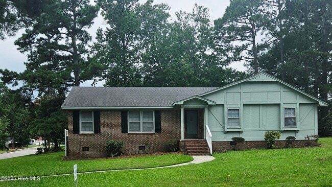 Building Photo - 201 Trey Dr Rental