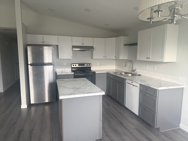 Photo - 3406 S Florida Ave