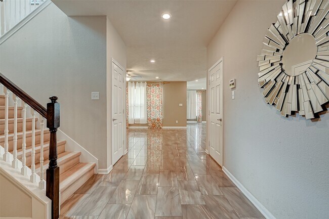 Photo - 8707 Cimarron Falls Ct