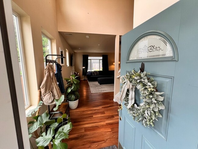 Photo - Spacious 3BR/2.5BA w/ Open Floor Plan, Fenced Yard, Office Nook & Garage