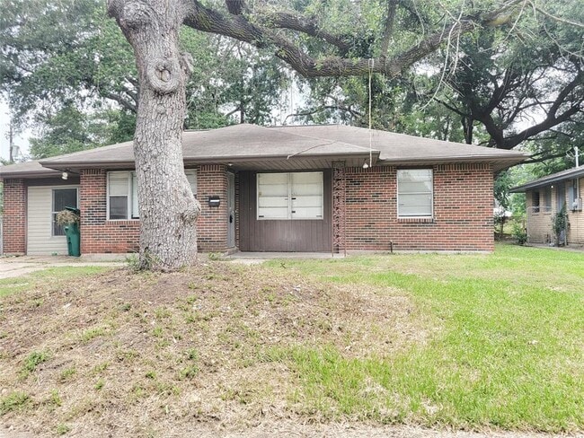 Photo - 1801 Barbara Ln
