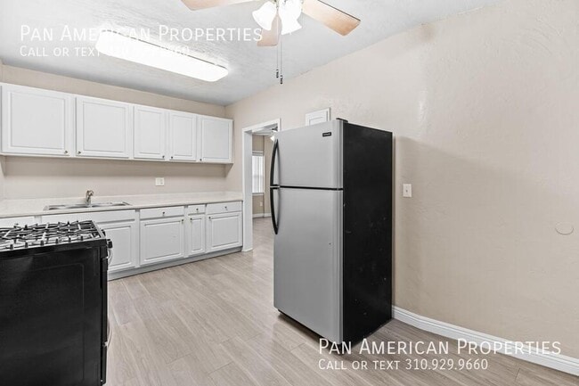 Photo - 15431.50 Van Buren St