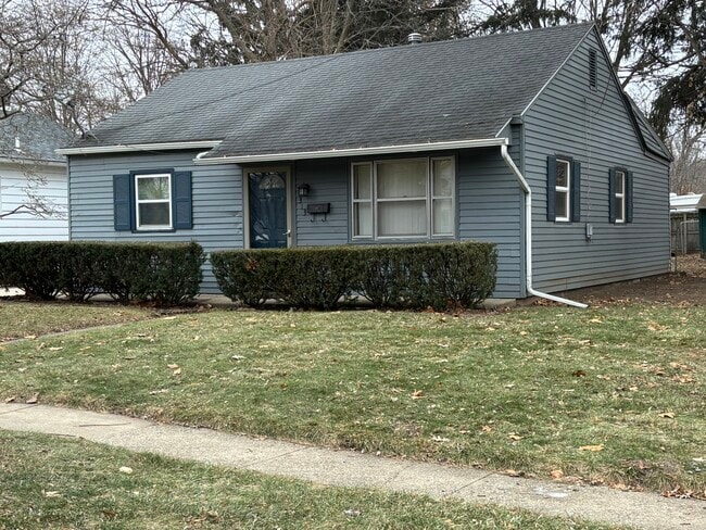 Building Photo - 313 E North St