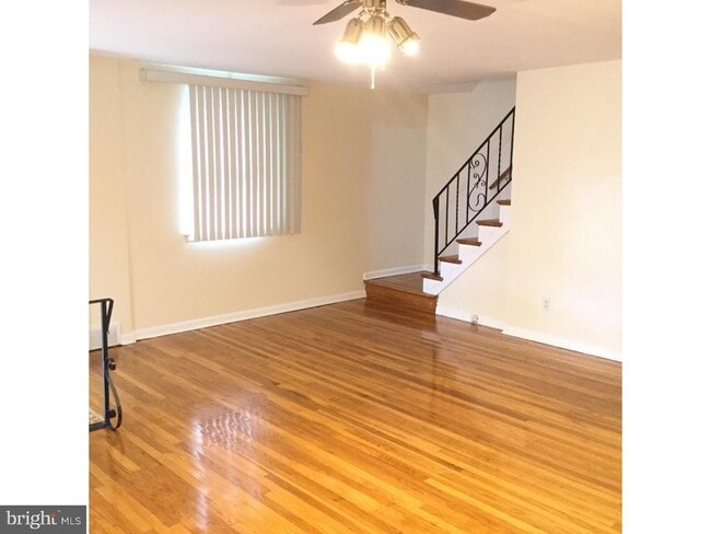 Photo - 1643 Powell Rd