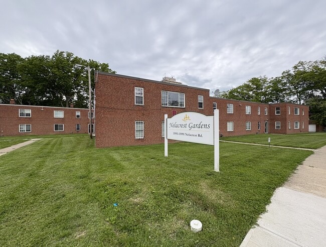 1950 Nelawood Rd Unit 59-105