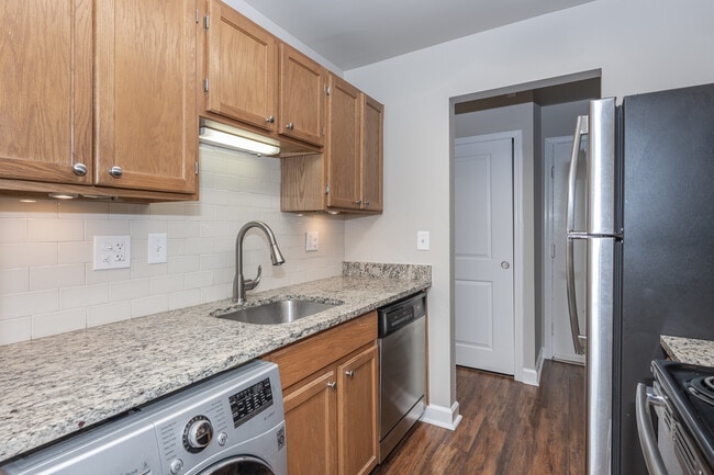 Photo - Village of Coldstream