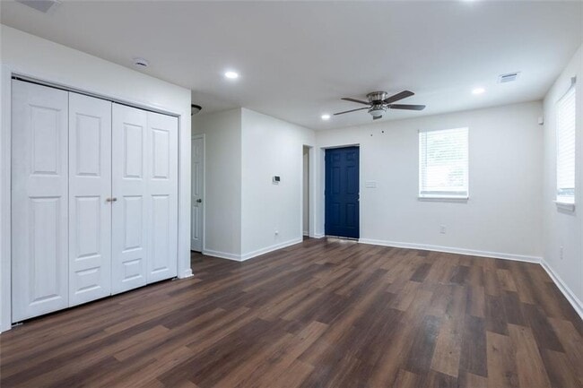 Photo - 450 Paines Ave NW