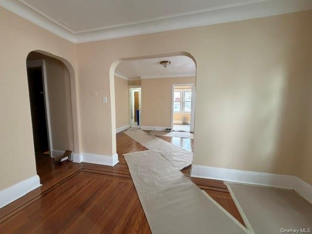 Photo - 2823 La Salle Ave