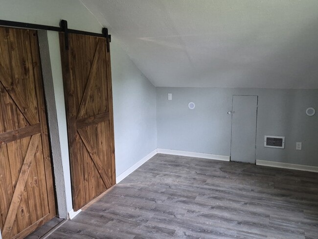 Photo - 3145 Brock Dr
