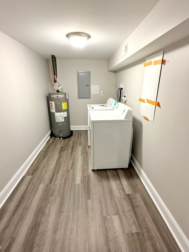 Photo - 2535 S Sartain St