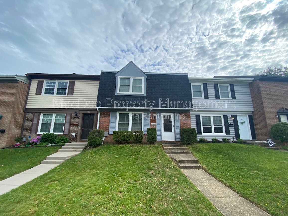 Photo - 304 Garfield Ct