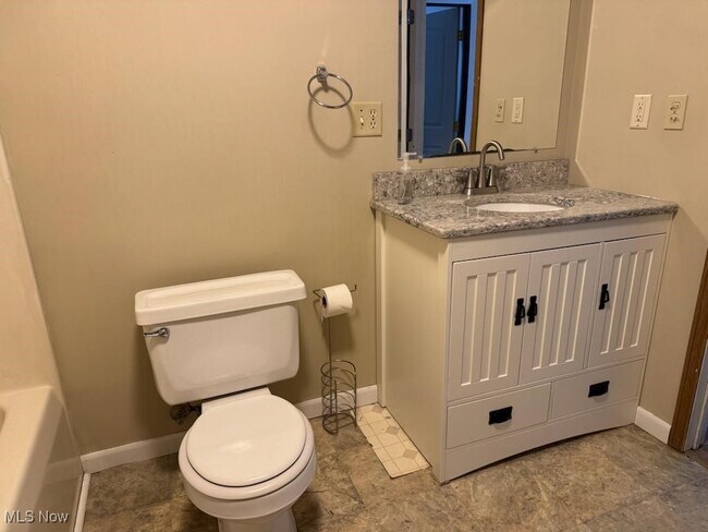 Photo - 118 8th Dr NE