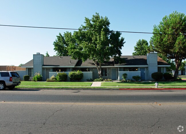 Westwind Apartments - Westwind Apartments