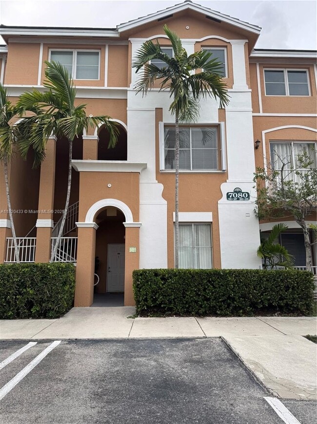 Building Photo - 7080 NW 177th St Unit 208-13 Rental