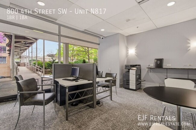 Photo - 800 4th St SW Unit N817