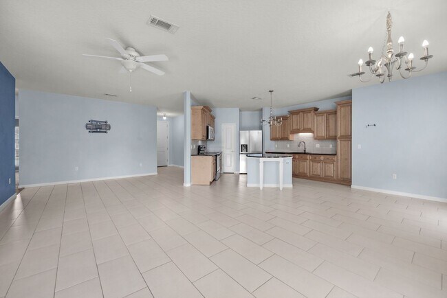 Photo - MOVE-IN SPECIAL!