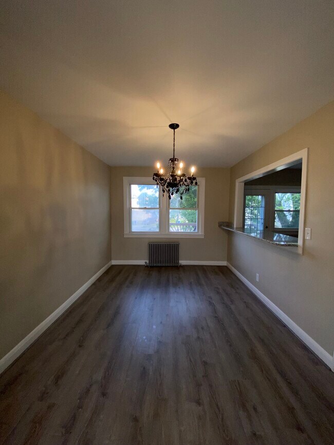 Photo - 41 N Kossuth St