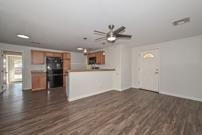 Photo - 1211 N Frances St