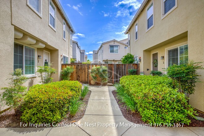 Photo - Lincoln Crossing Condo 2 bdrm and 2 bthm