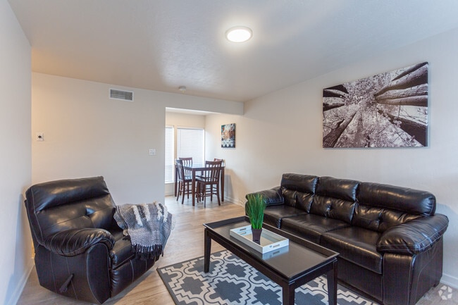 1BR, 1BA - 595 SF