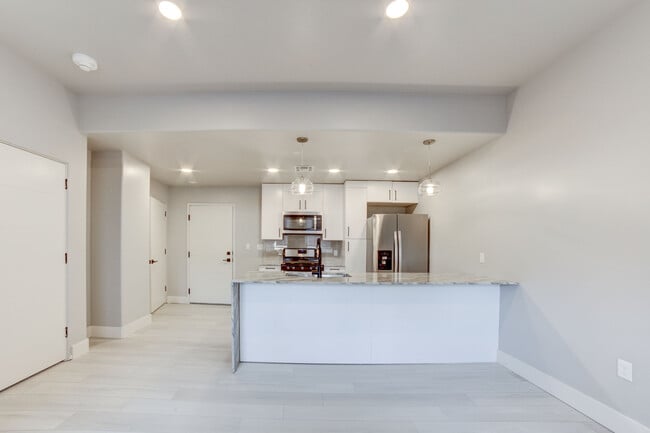 Photo - The Reunion Building