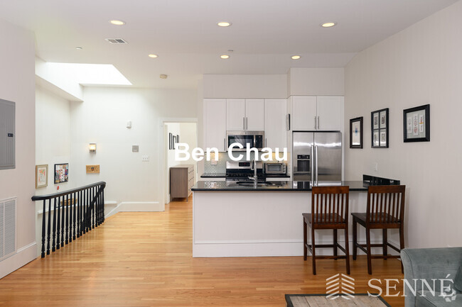 Building Photo - 87 3rd St Unit 2B Rental