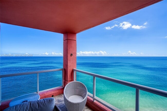 Building Photo - 2110 N Ocean Blvd Unit 23B