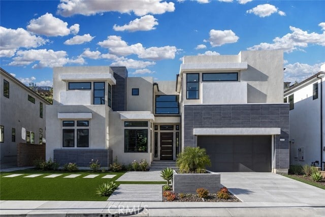 Building Photo - 20337 Aberdeen Ln