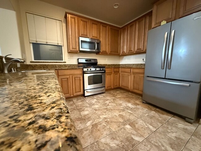 Photo - 1985 Linden Rd