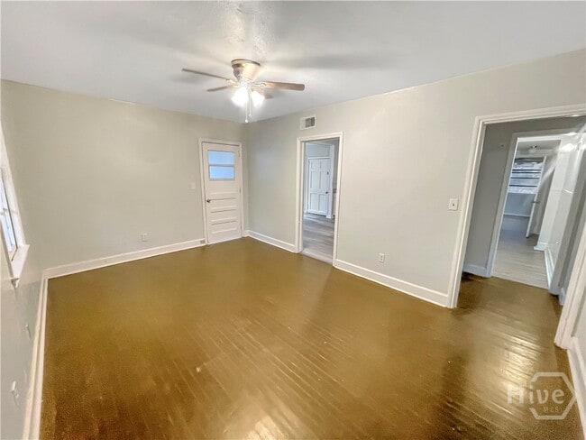 Building Photo - 2319 E 42nd St Rental