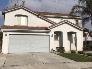 Spacious Tracy 3 Bedroom+Loft Home - Spacious Tracy 3 Bedroom+Loft Home