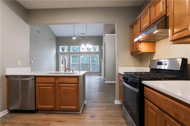 Photo - 2216 Worrall Hill Dr