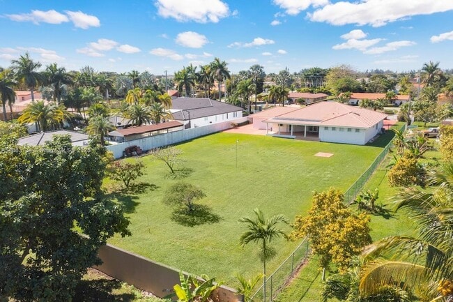 Photo - 161 SW 129th Ave