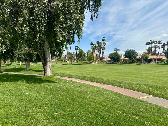 254 Santa Barbara Cir