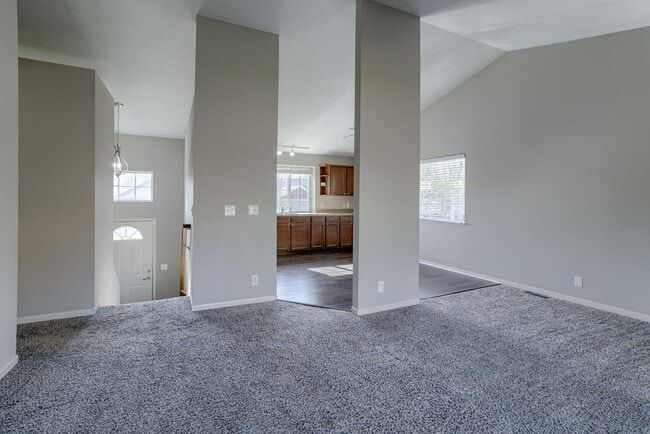Photo - Must See 3 Bedroom In Millard School District!!
