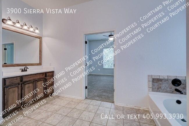 Photo - 3900 Sierra Vista Way