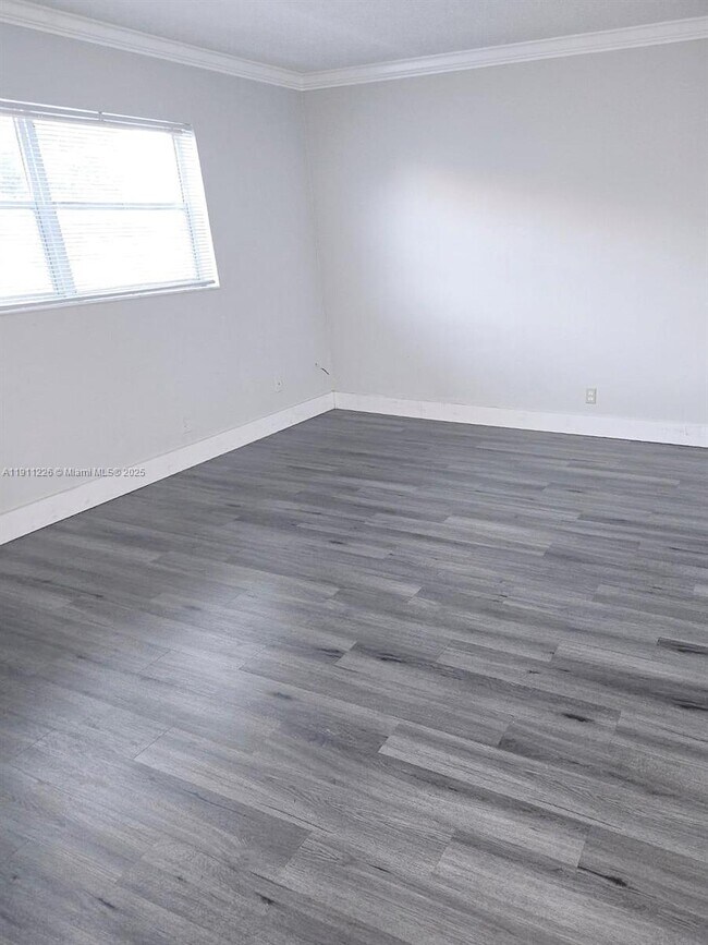 Photo - 2008 Jackson St Unit B2