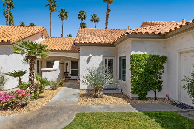 Photo - 182 Desert Falls Cir